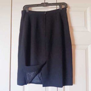 Unknown Brand Name, Black pencil skirt, size 10 Petite
